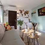 The Snowmad Nest - Valentina Heights, 8 Min From The Gondola Apartment *