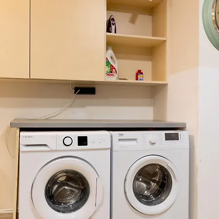 The Snowmad Nest - Valentina Heights, 8 Min From The Gondola Banszko